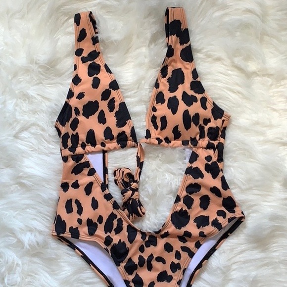 Miss Circle Other - Super Sexy Leopard One-Piece Swimsuit
